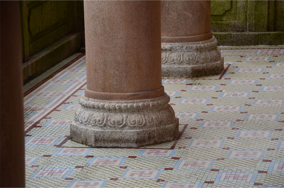 Details on the front porch