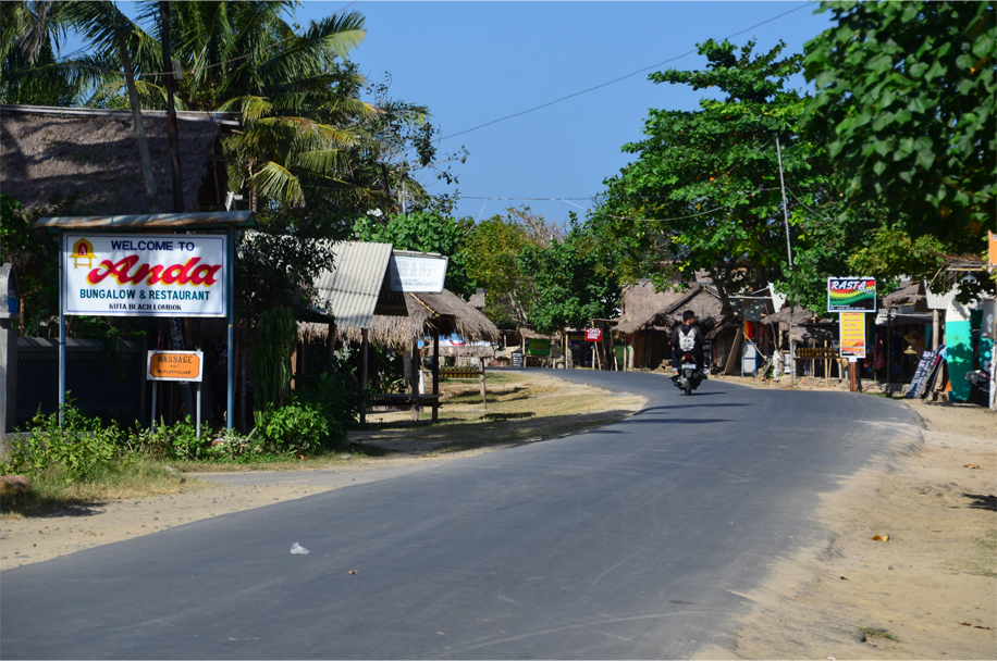A slow afternoon on the main strip