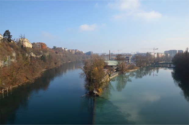 The confluence of the Rhône (left) and Arve (right) rivers