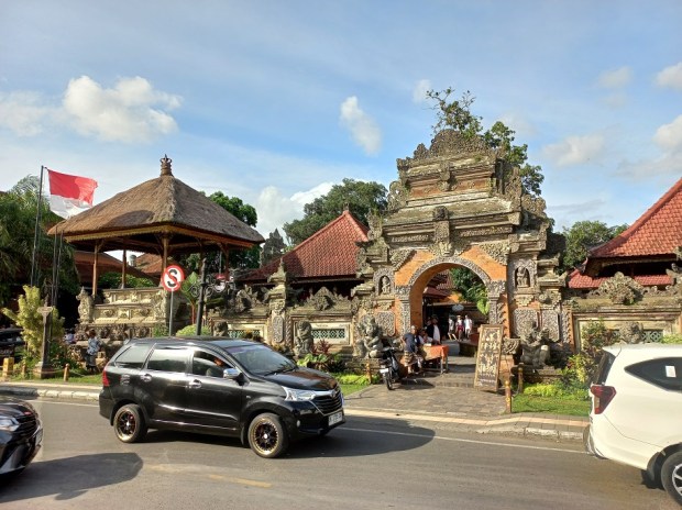 One of the gateways to Ubud’s royal palace
